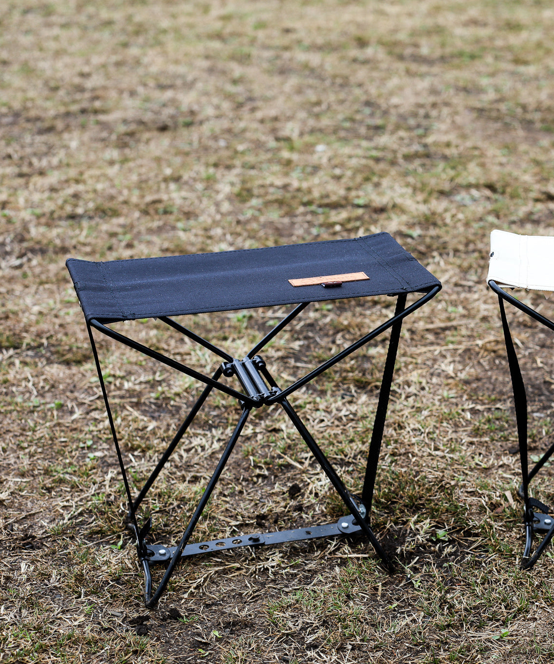 Iron Compact Stool 輕便折疊小椅