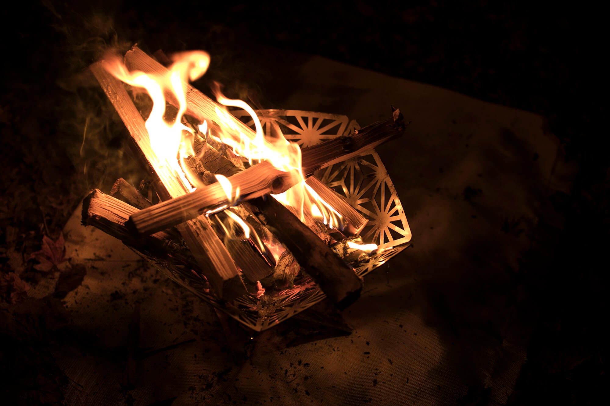 和柄麻葉紋焚火台(S) – S'more台灣
